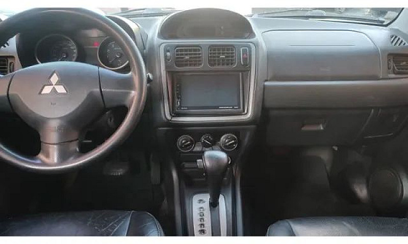 Mitsubishi Pajero Tr...