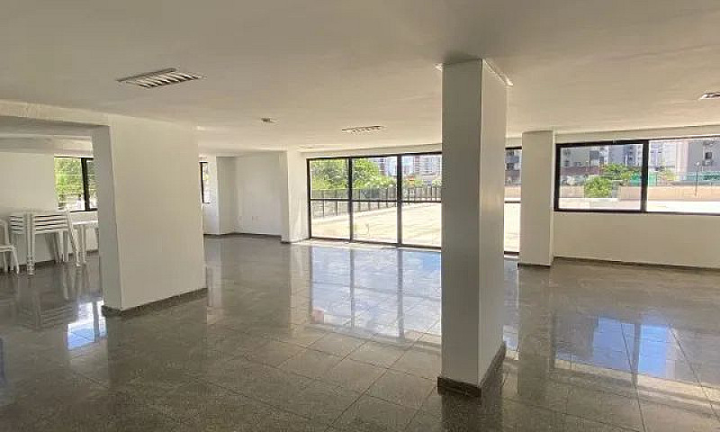 Apartamento Com Exce...