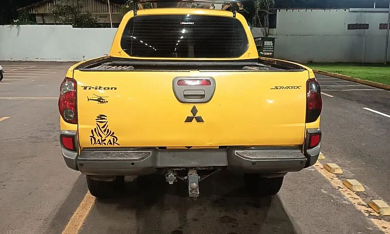 Mitsubishi L200 Trit...