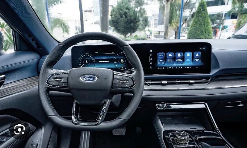 Ford Territory Titan...