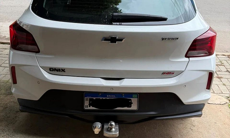 Chevrolet Onix Rs 1....