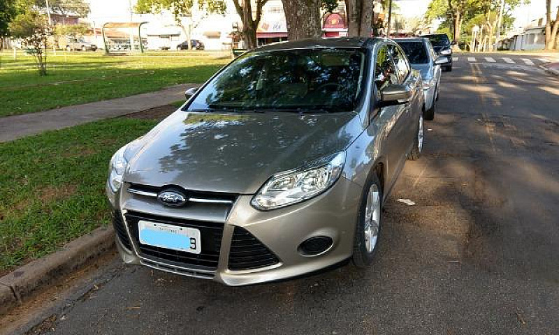 Ford Focus 14 - Impe...