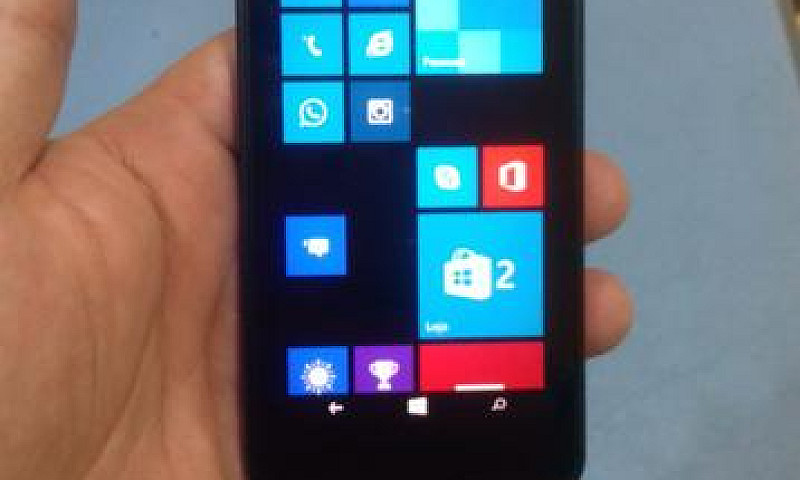 Nokia Lumia Bem Cons...