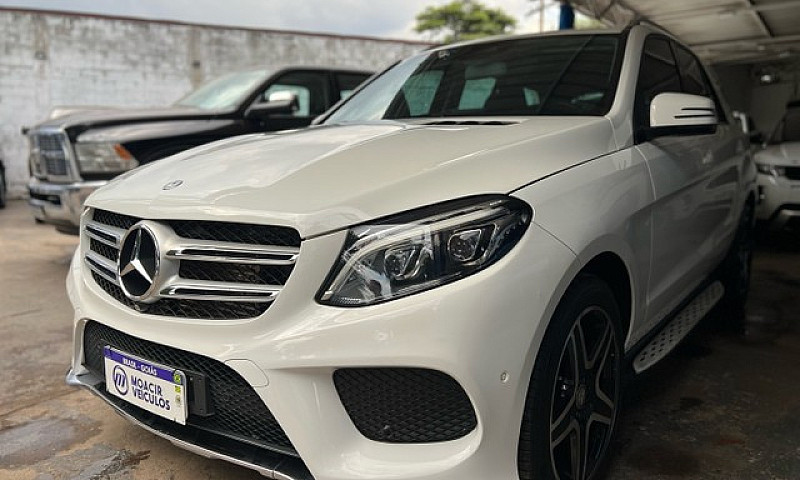 Mercedes-Benz Gle-35...