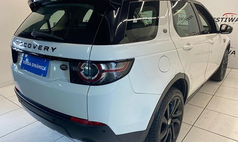 Land Rover Discovery...