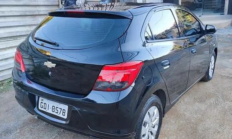 Chevrolet Onix Joy 2...