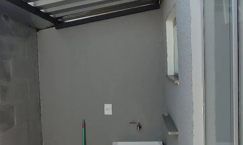 Studio Para Duas Pes...