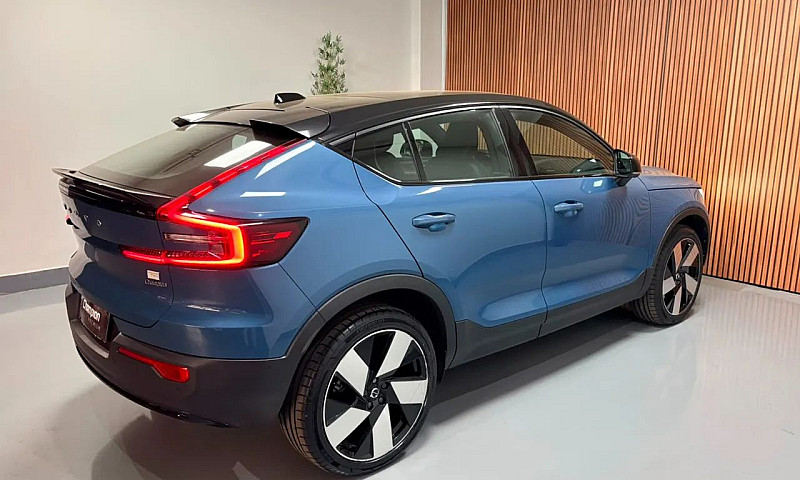Volvo C40 Twin Ultim...