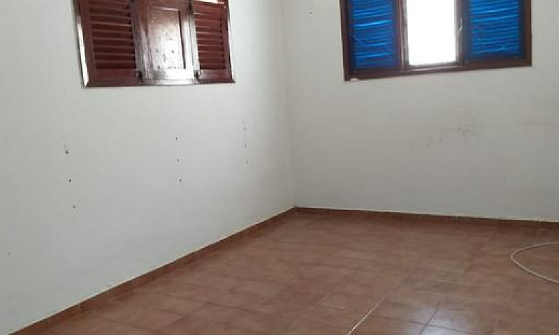 Casa Próximo As 3 Ru...