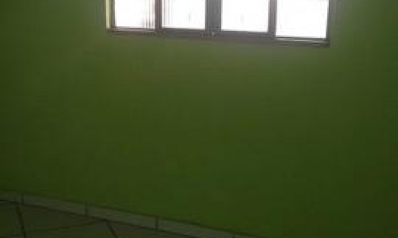 Aluga-Se Casa...