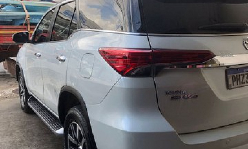 Hilux Sw4 Srx...