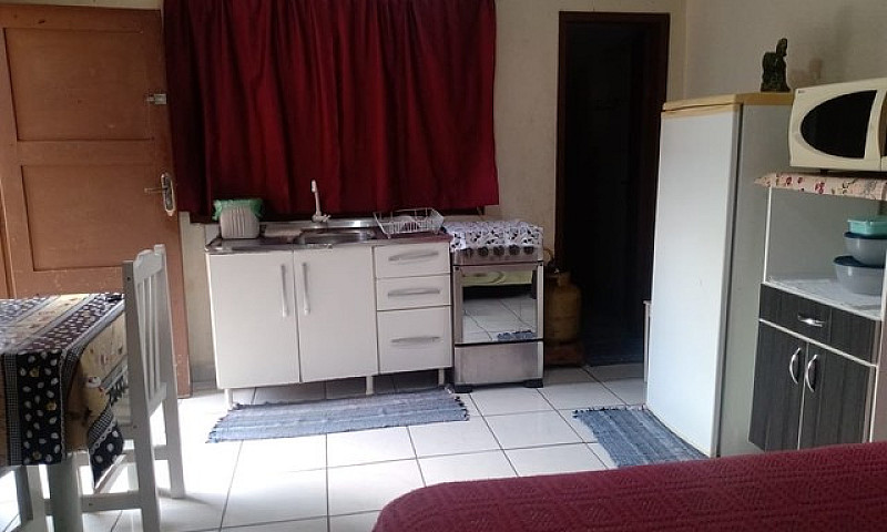 Quarto Mobiliado ...