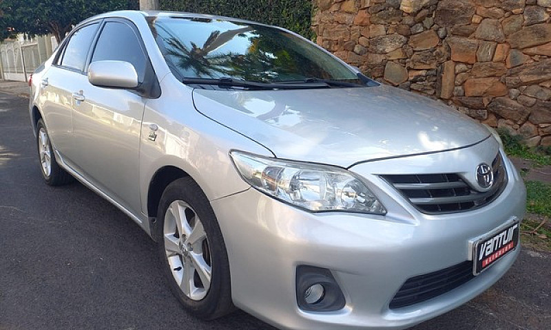 Toyota Corolla Gli 1...
