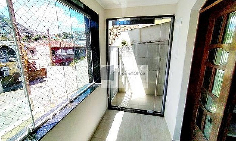 Casa Com 3 Dormitóri...