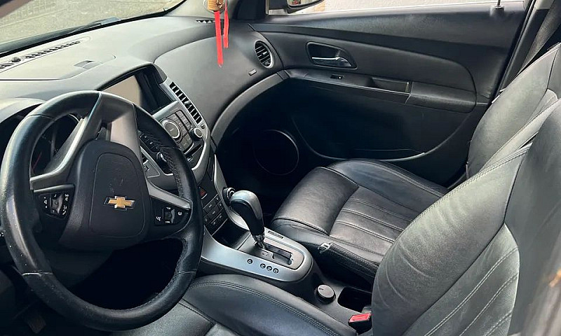 Chevrolet Cruze Hb S...
