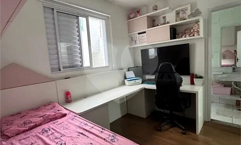 Casa Com 2 Quartos À...
