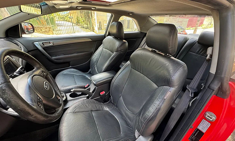 Kia Motors Cerato Ko...