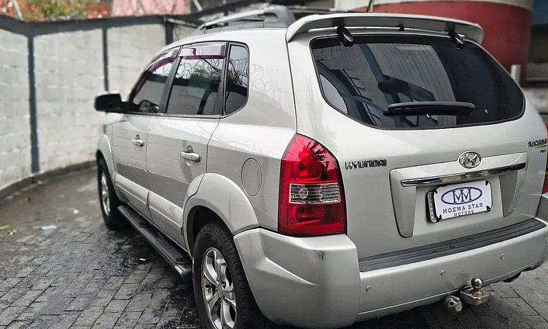 Hyundai Tucson 2.0 1...