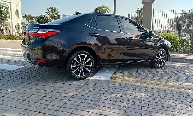 Toyota Corolla Xei 2...