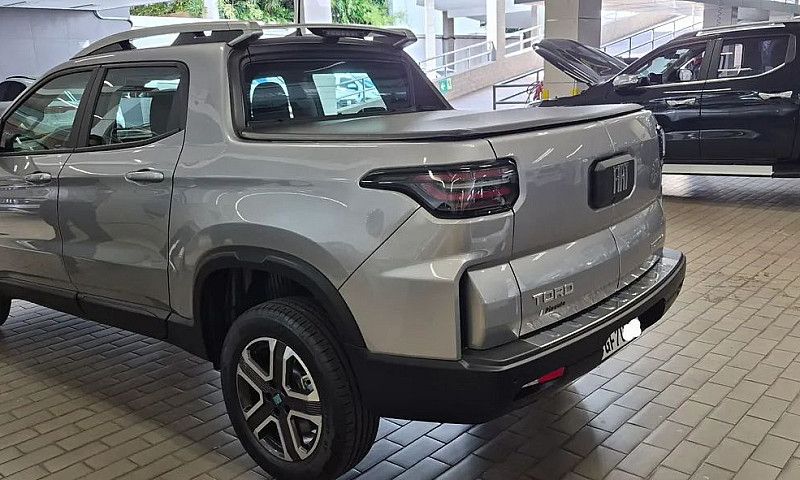 Fiat Toro Freedom 1....