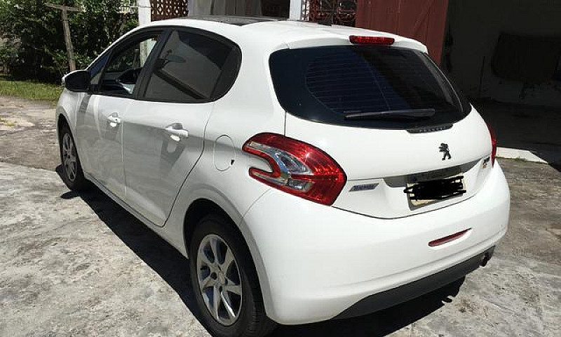 Peugeot 208...