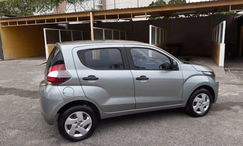 Fiat Mobi...