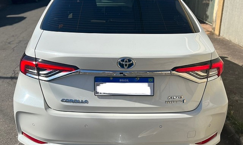  Corolla Altis Hybri...