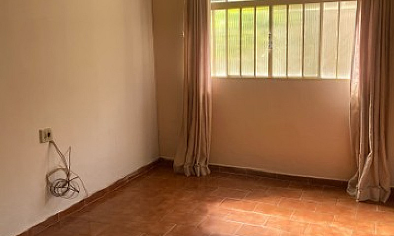 Vendo Casa Boa Vista...