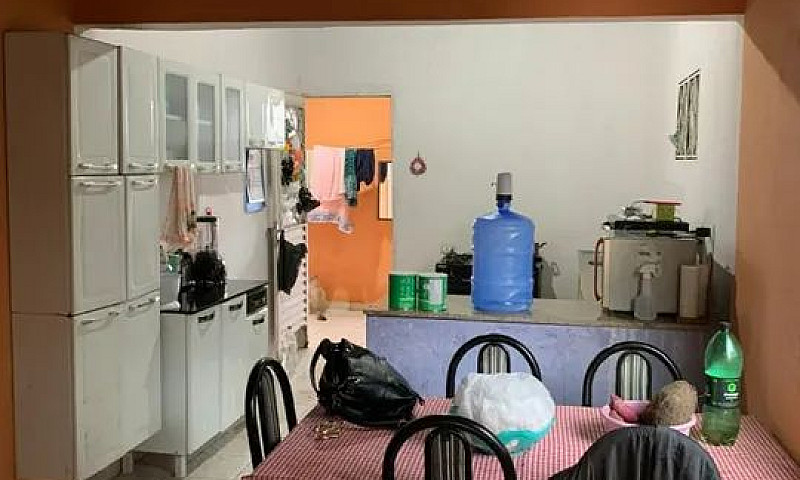 Vende-Se Casa Primei...