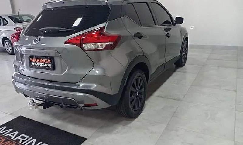 Nissan Kicks Active ...