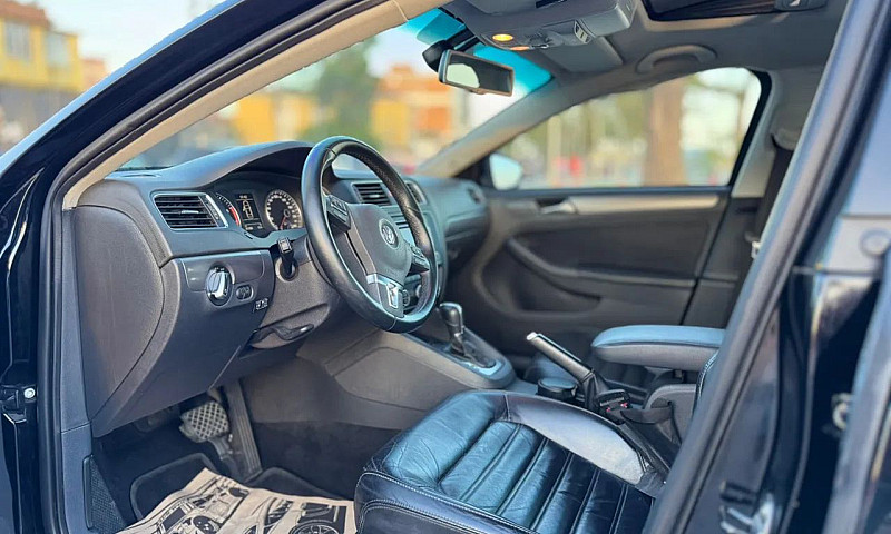 Volkswagen Jetta Hig...