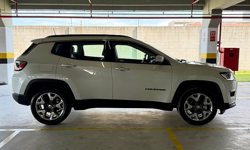 Jeep Compass Longitu...