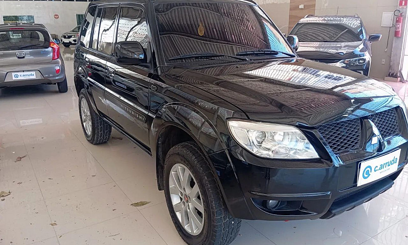 Mitsubishi Pajero Tr...