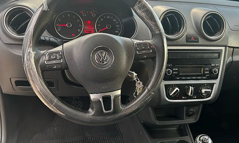Volkswagen Saveiro T...