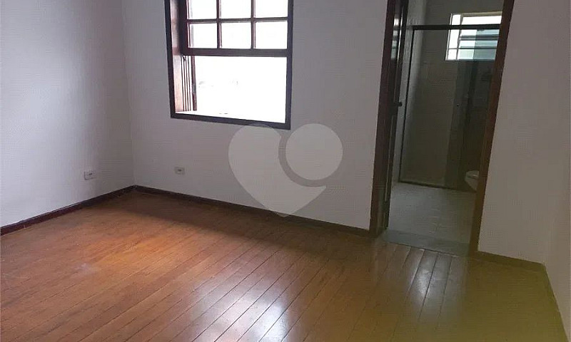 Casa Com 2 Quartos À...
