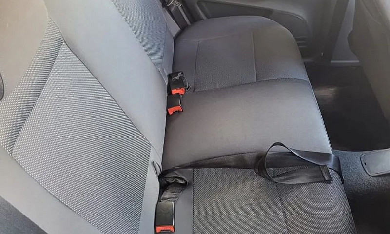 Volkswagen Fox 1.0 M...