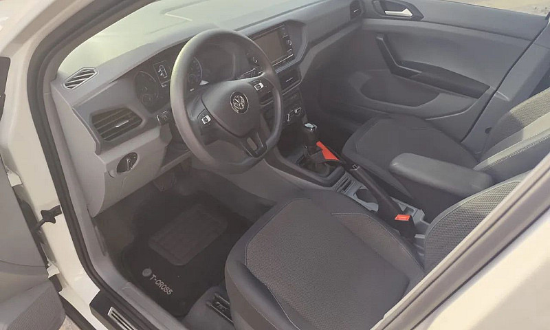 Volkswagen T-Cross S...