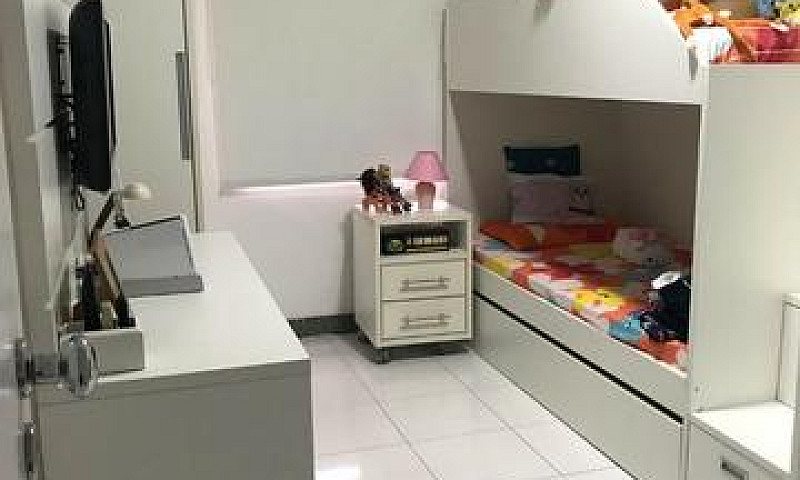 Apartamento 4/4 Na P...