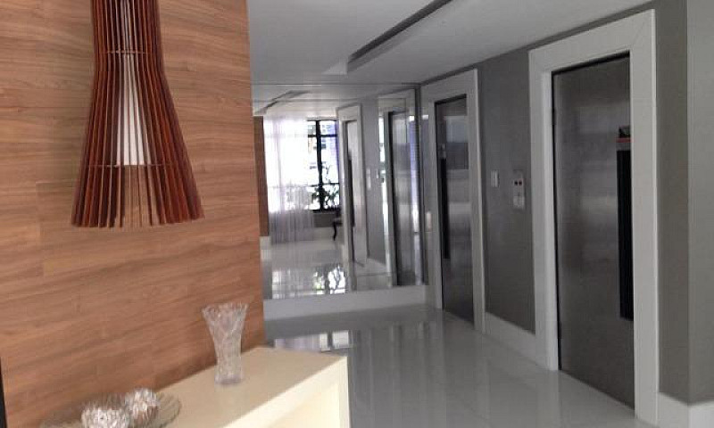 Apartamento Cidade J...