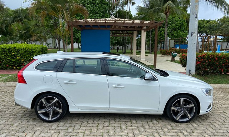 Volvo V60 T5 R-Desig...