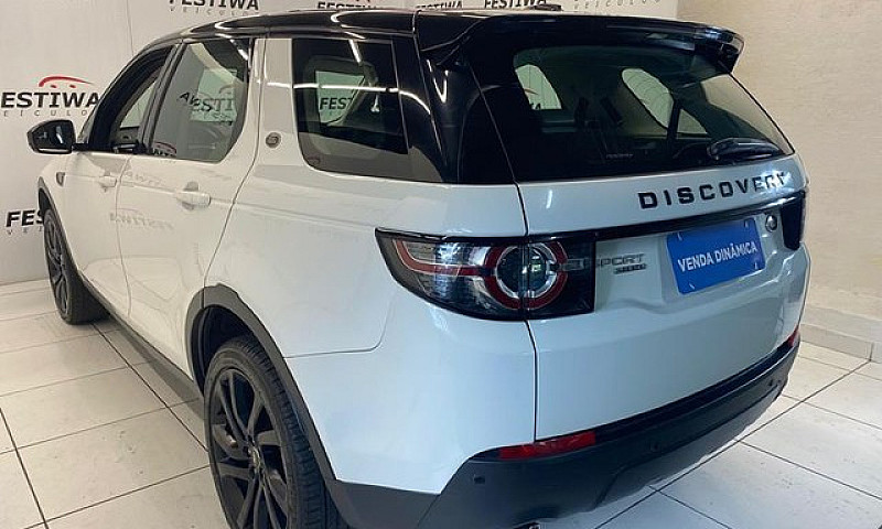 Land Rover Discovery...