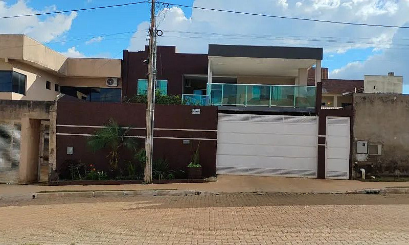 Sobrado Vicente Pire...
