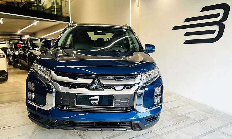 Mitsubishi Outlander...