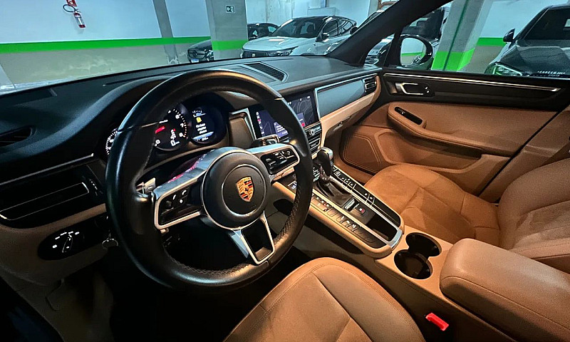 Porsche Macan 2.0 20...