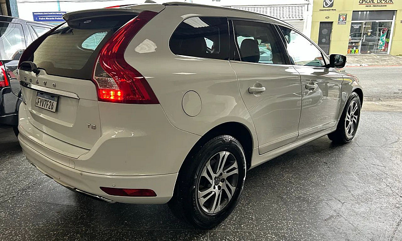 Volvo Xc 60 2.0 T5 5...