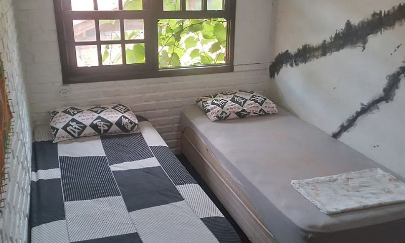 Alugo Quarto Lagoa D...
