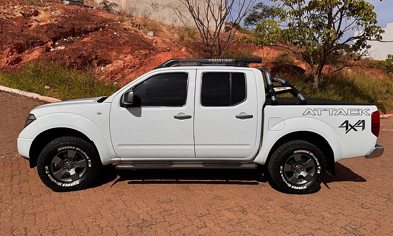 Nissan Frontier Le A...