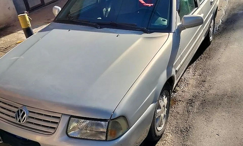 Volkswagen Santana 2...