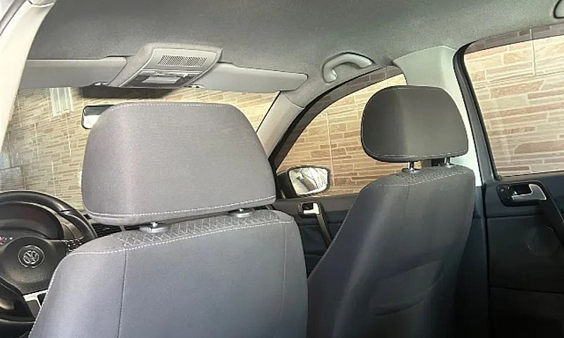 Volkswagen Polo Sed....