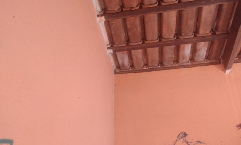 Casa Sozinha No Lote...